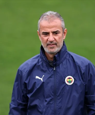 fenerbahce-nin-yeni-teknik-direktoru-belli-oldu-1781777658