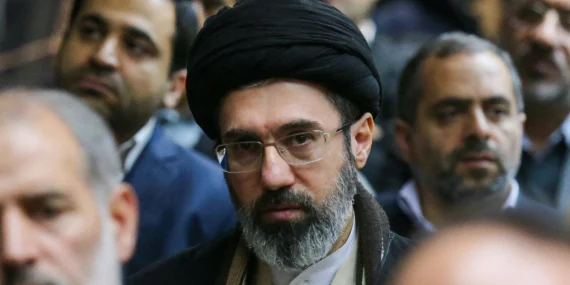 Hamaney: Düşman hibrit savaşa geçti