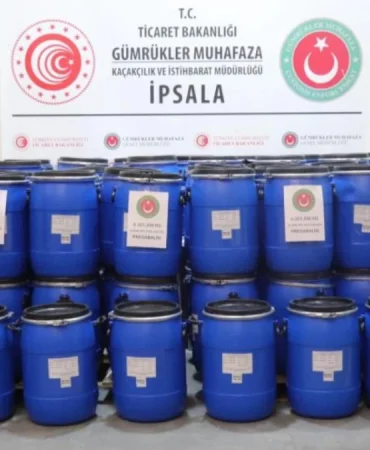 ipsala-gumruk-kapisi-nda-3-milyar-tl-degerinde-uyusturucu-ele-gecirildi-1781770089