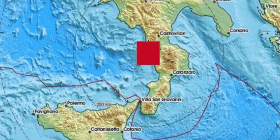 İtalya’nın güneyinde 6,2 büyüklüğünde deprem meydana geldi