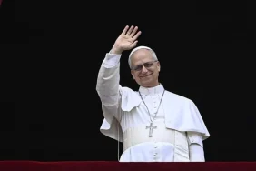 papa-dan-liderlere-cagri-savasa-ayiracaginiz-parayi-aclikla-mucadeleye-ayirin-1782135981