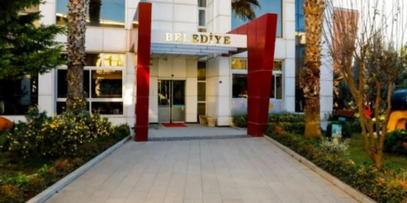 Seferihisar Belediye Başkanı Yetişkin gözaltında