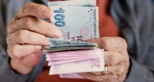 SGK Uzmanından Emekli Maaşı Öngörüsü