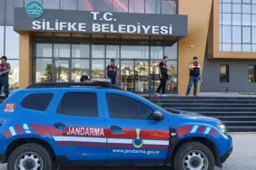 silifke-belediyesi-ne-operasyon-belediye-baskani-mustafa-turgut-gozaltina-alindi-1781848551