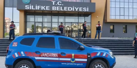 Silifke Belediyesi’ne operasyon: Başkan Mustafa Turgut gözaltında