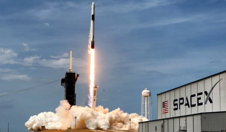 spacex-dunyanin-en-degerli-5-sirketi-oldu-1781618856