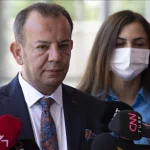 tanju-ozcan-chp-den-istifa-etti-1781873194