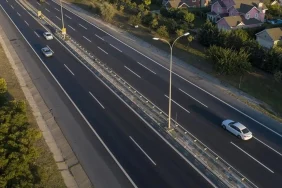 tem-otoyolu-istanbul-yonunde-trafige-gecici-olarak-kapatiliyor-1780313682