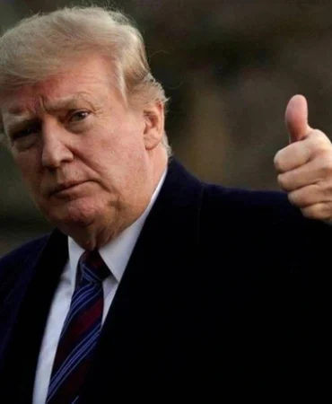 trump-petrol-yuklu-gemiler-guney-deniz-koridorunu-kullaniyor-1781530009