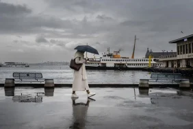 akom-uyardi-istanbul-a-saganak-yagis-geliyor-1782998636