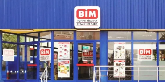 BİM, İlk Dikey Dizi “Mahalle” ile Sektörde Öncü