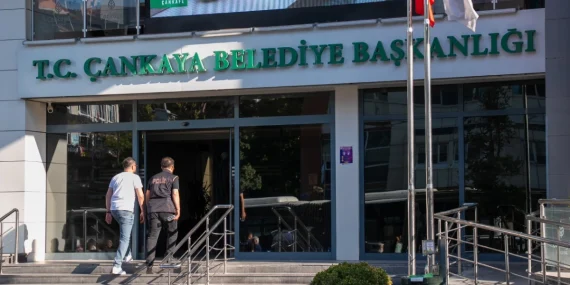 Çankaya Belediye Başkanı Esenboğa’da gözaltında