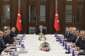 ekk-sonrasi-aciklama-ulkemizi-kuresel-olcekte-yatirim-merkezi-yapmayi-hedefliyoruz-1784030770