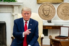hazine-bakanligi-duyurdu-abd-250-yili-anisina-trump-portreli-1-dolar-basacak-1784182019