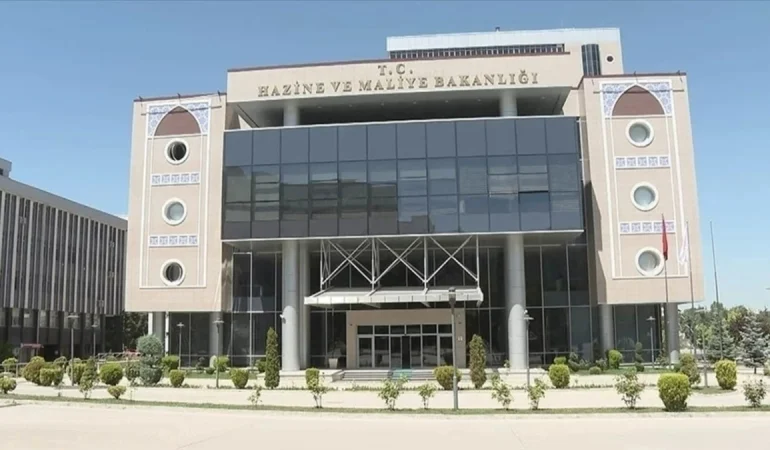 hazine-uc-aylik-borclanma-stratejisini-acikladi-1782830044