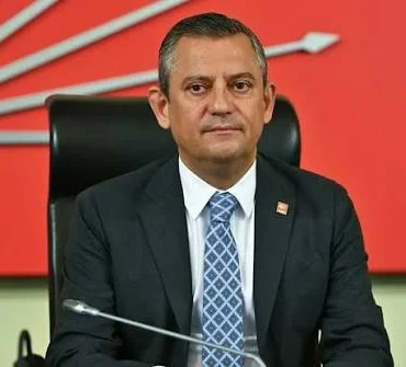 ozgur-ozel-kurultay-icin-yarin-mahkemeye-basvuracak-1783944977