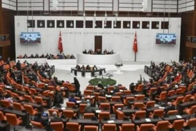 resmi-gazete-de-yayimlandi-tbmm-nin-yaz-tatili-ertelendi-1781675375