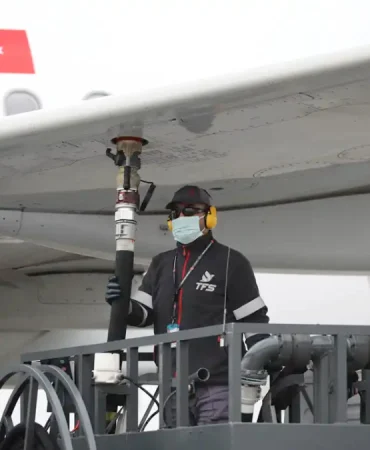 thy-den-jet-yakiti-mesaji-tupras-ve-socar-in-rafinerisi-var-tedarik-sorunumuz-yok-1780909109